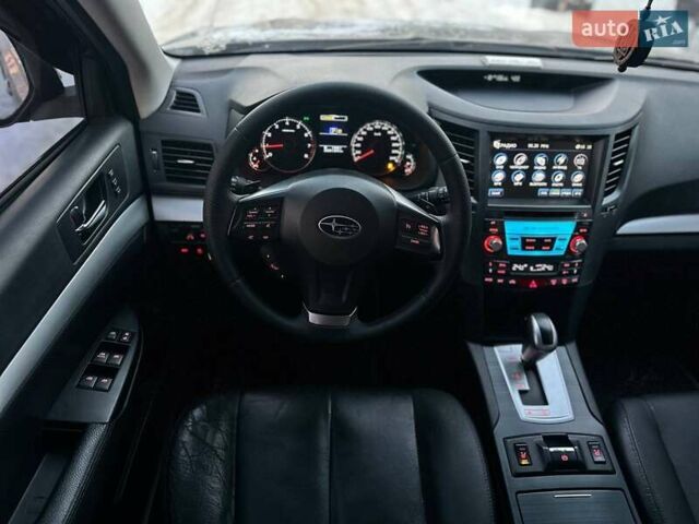 Чорний Субару Аутбек, об'ємом двигуна 2.5 л та пробігом 225 тис. км за 10490 $, фото 22 на Automoto.ua