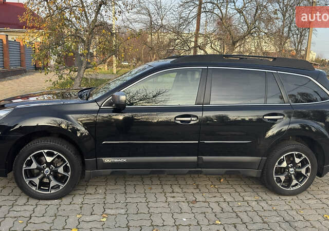Чорний Субару Аутбек, об'ємом двигуна 2.46 л та пробігом 140 тис. км за 13500 $, фото 1 на Automoto.ua