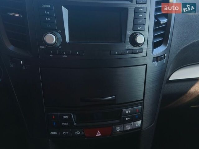 Черный Субару Аутбек, объемом двигателя 2 л и пробегом 151 тыс. км за 12000 $, фото 55 на Automoto.ua