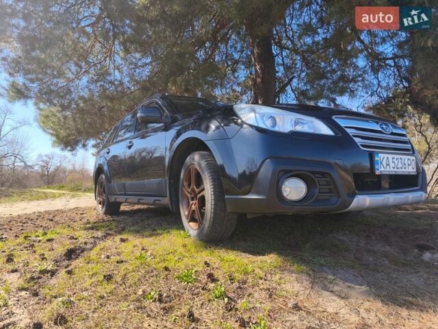 Черный Субару Аутбек, объемом двигателя 2 л и пробегом 151 тыс. км за 12000 $, фото 1 на Automoto.ua