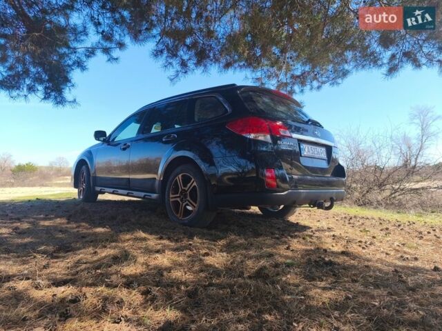 Черный Субару Аутбек, объемом двигателя 2 л и пробегом 151 тыс. км за 12000 $, фото 11 на Automoto.ua