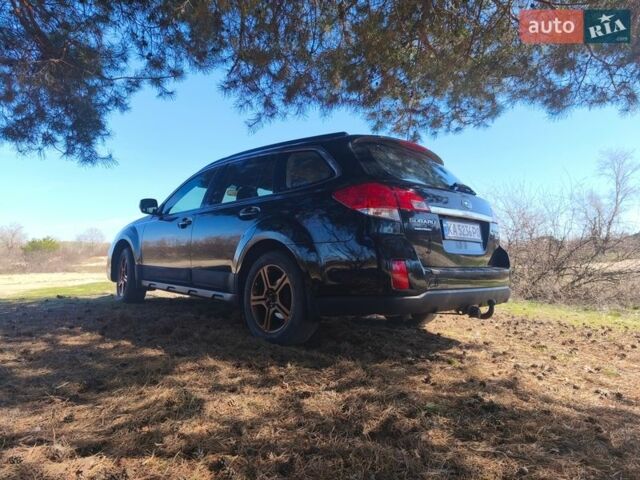 Черный Субару Аутбек, объемом двигателя 2 л и пробегом 151 тыс. км за 12000 $, фото 10 на Automoto.ua