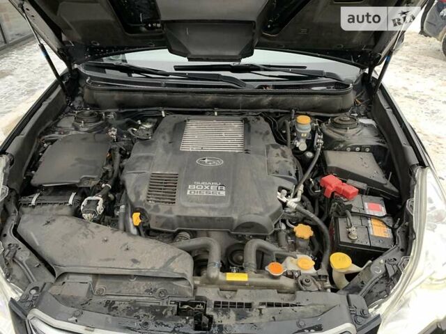 Чорний Субару Аутбек, об'ємом двигуна 2 л та пробігом 140 тис. км за 14800 $, фото 31 на Automoto.ua