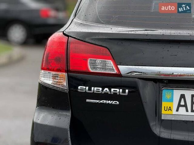 Черный Субару Аутбек, объемом двигателя 2.46 л и пробегом 197 тыс. км за 10800 $, фото 20 на Automoto.ua
