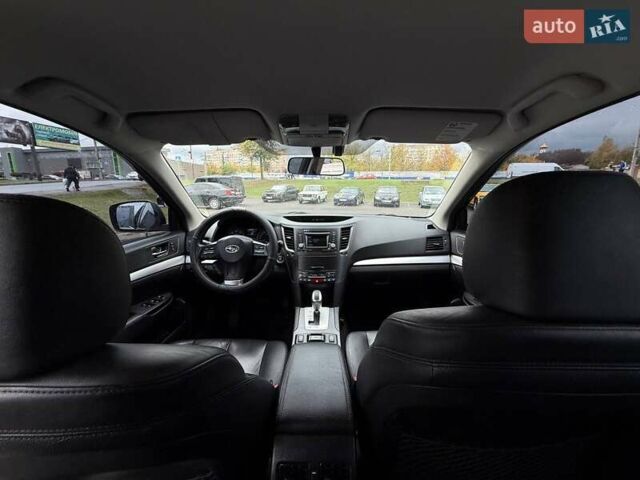 Черный Субару Аутбек, объемом двигателя 2.46 л и пробегом 197 тыс. км за 10800 $, фото 39 на Automoto.ua