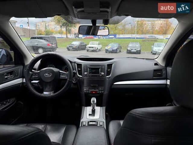 Черный Субару Аутбек, объемом двигателя 2.46 л и пробегом 197 тыс. км за 10800 $, фото 40 на Automoto.ua