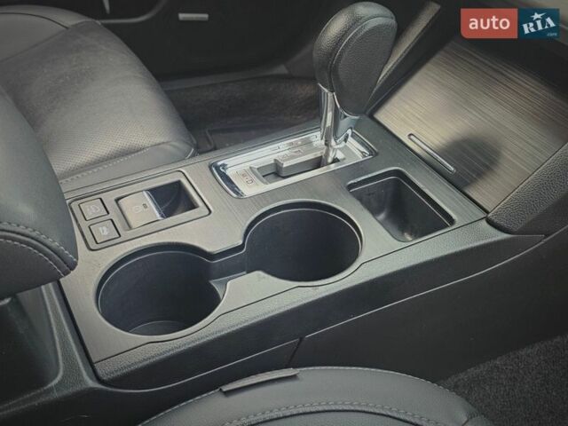 Черный Субару Аутбек, объемом двигателя 2.46 л и пробегом 78 тыс. км за 13800 $, фото 19 на Automoto.ua