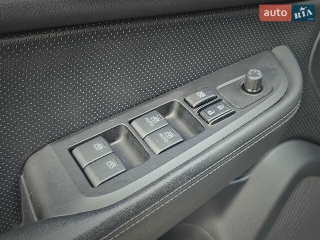 Черный Субару Аутбек, объемом двигателя 2.46 л и пробегом 78 тыс. км за 13800 $, фото 23 на Automoto.ua