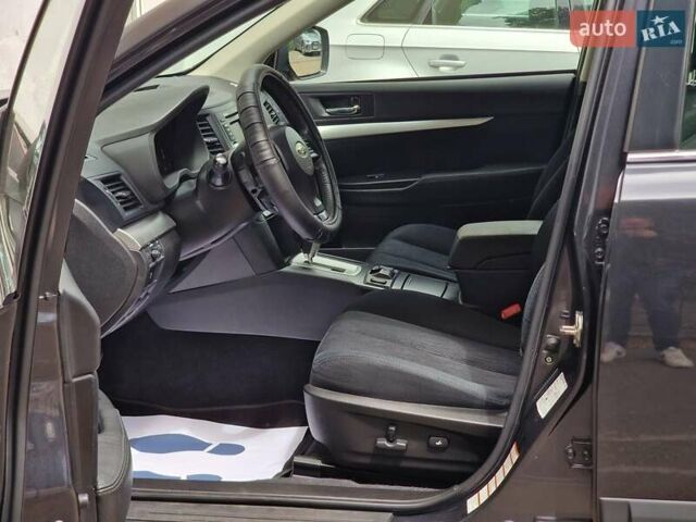 Черный Субару Аутбек, объемом двигателя 2.46 л и пробегом 122 тыс. км за 13490 $, фото 40 на Automoto.ua