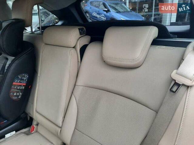 Черный Субару Аутбек, объемом двигателя 2 л и пробегом 240 тыс. км за 17000 $, фото 30 на Automoto.ua