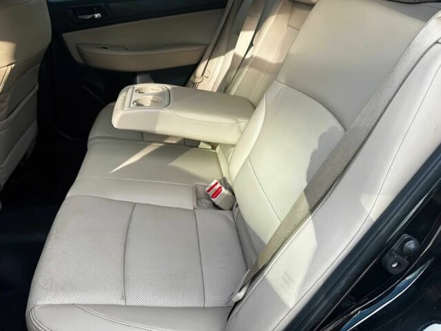 Черный Субару Аутбек, объемом двигателя 3.6 л и пробегом 78 тыс. км за 7750 $, фото 9 на Automoto.ua