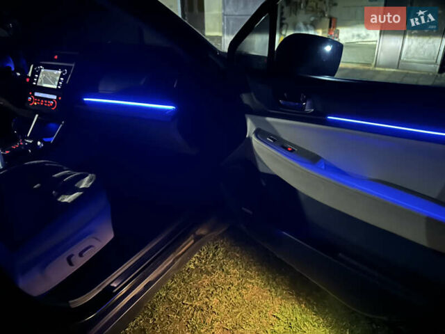 Чорний Субару Аутбек, об'ємом двигуна 2.5 л та пробігом 191 тис. км за 15000 $, фото 21 на Automoto.ua