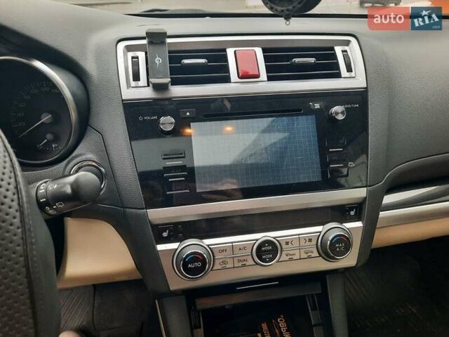 Черный Субару Аутбек, объемом двигателя 2 л и пробегом 240 тыс. км за 17000 $, фото 27 на Automoto.ua