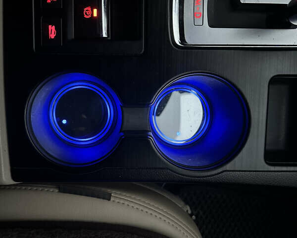 Чорний Субару Аутбек, об'ємом двигуна 2.5 л та пробігом 191 тис. км за 15000 $, фото 18 на Automoto.ua