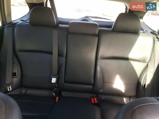 Черный Субару Аутбек, объемом двигателя 2.46 л и пробегом 116 тыс. км за 1900 $, фото 9 на Automoto.ua