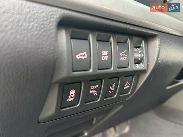 Черный Субару Аутбек, объемом двигателя 2.5 л и пробегом 125 тыс. км за 14990 $, фото 17 на Automoto.ua