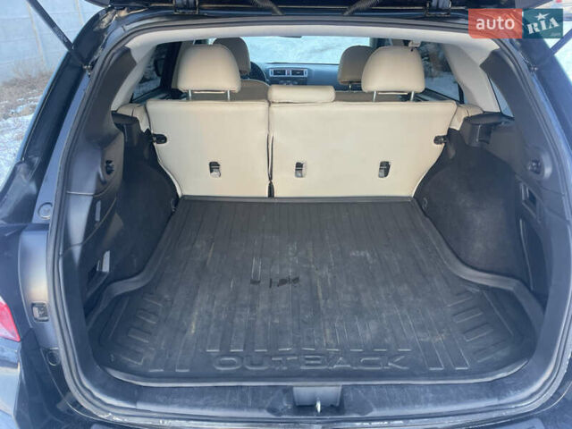 Черный Субару Аутбек, объемом двигателя 2.46 л и пробегом 140 тыс. км за 15000 $, фото 6 на Automoto.ua