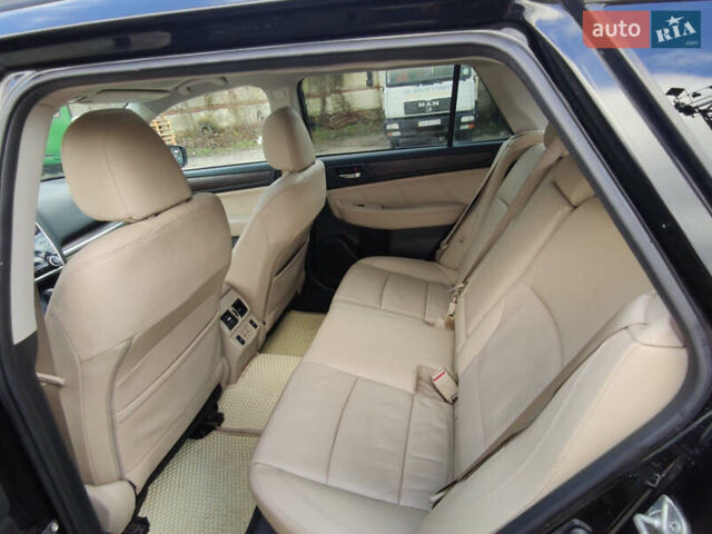 Черный Субару Аутбек, объемом двигателя 2.5 л и пробегом 108 тыс. км за 19400 $, фото 7 на Automoto.ua