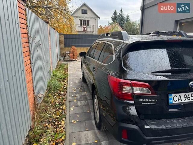 Черный Субару Аутбек, объемом двигателя 2.5 л и пробегом 97 тыс. км за 17200 $, фото 3 на Automoto.ua