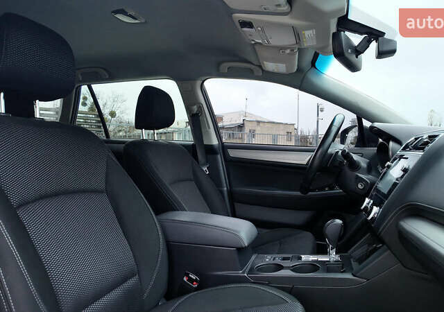 Черный Субару Аутбек, объемом двигателя 2.5 л и пробегом 98 тыс. км за 16990 $, фото 10 на Automoto.ua