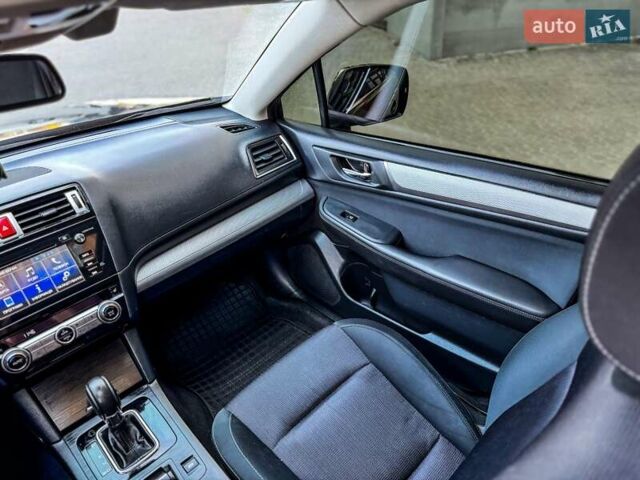 Черный Субару Аутбек, объемом двигателя 2 л и пробегом 130 тыс. км за 20000 $, фото 34 на Automoto.ua