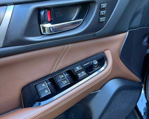 Черный Субару Аутбек, объемом двигателя 3.6 л и пробегом 206 тыс. км за 16900 $, фото 24 на Automoto.ua