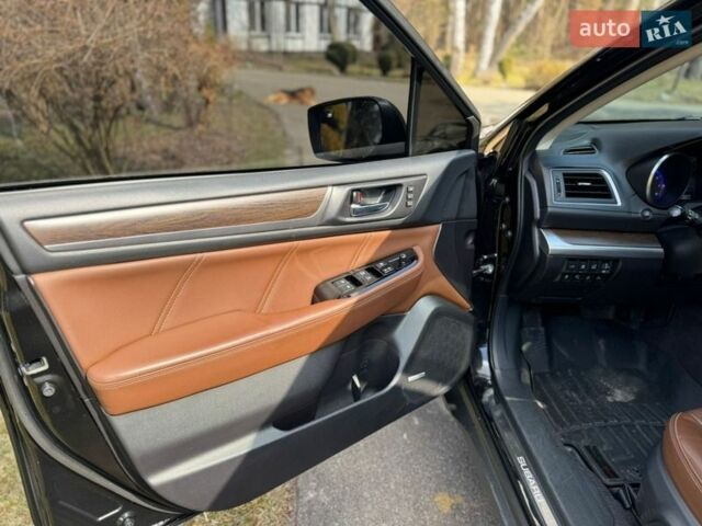 Черный Субару Аутбек, объемом двигателя 3.6 л и пробегом 211 тыс. км за 15500 $, фото 24 на Automoto.ua