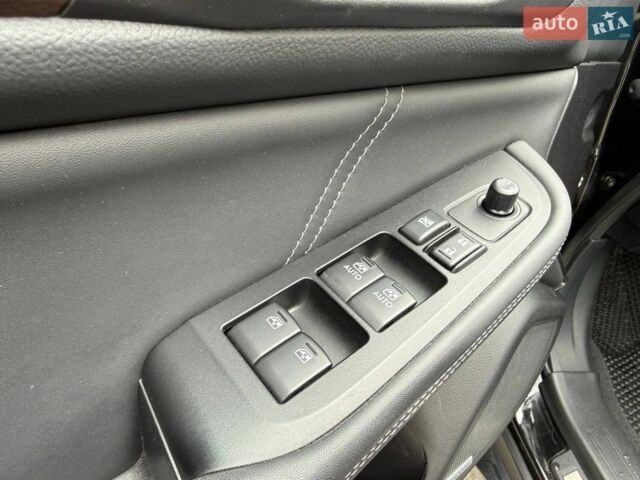Черный Субару Аутбек, объемом двигателя 2.5 л и пробегом 151 тыс. км за 19000 $, фото 17 на Automoto.ua