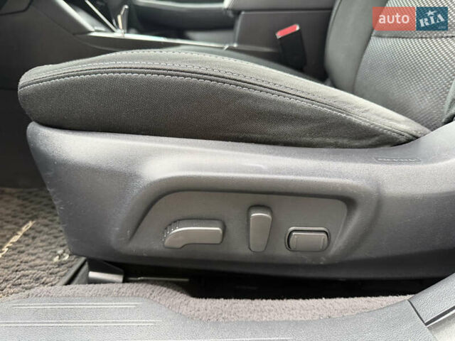 Чорний Субару Аутбек, об'ємом двигуна 2.5 л та пробігом 112 тис. км за 13200 $, фото 19 на Automoto.ua