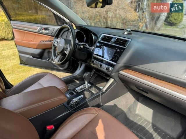 Черный Субару Аутбек, объемом двигателя 3.6 л и пробегом 211 тыс. км за 15500 $, фото 31 на Automoto.ua