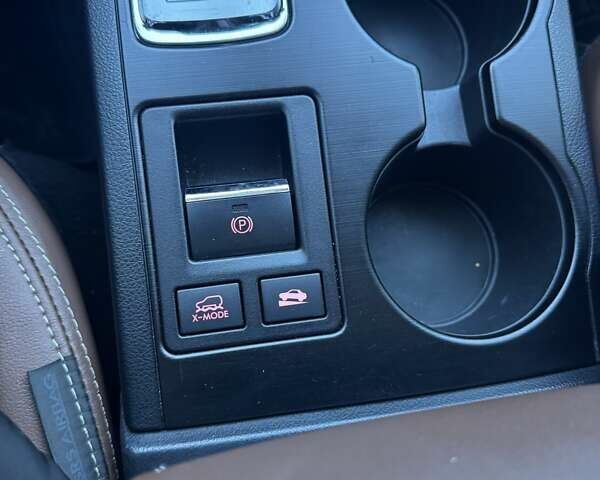 Черный Субару Аутбек, объемом двигателя 3.63 л и пробегом 209 тыс. км за 14900 $, фото 33 на Automoto.ua