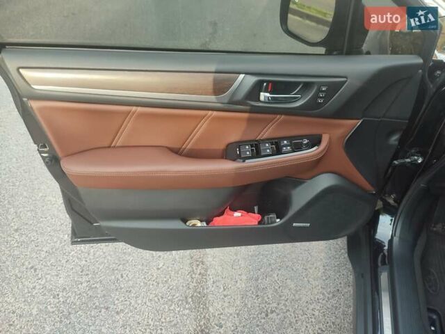 Чорний Субару Аутбек, об'ємом двигуна 3.63 л та пробігом 51 тис. км за 22500 $, фото 7 на Automoto.ua