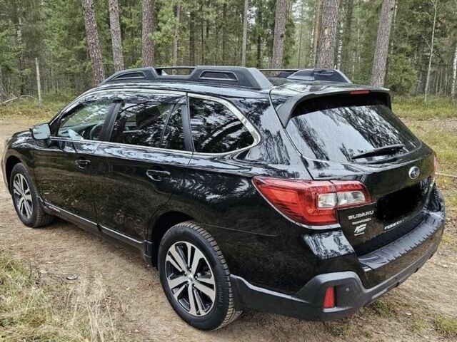 Черный Субару Аутбек, объемом двигателя 0 л и пробегом 153 тыс. км за 12500 $, фото 5 на Automoto.ua