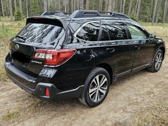 Черный Субару Аутбек, объемом двигателя 0 л и пробегом 153 тыс. км за 12500 $, фото 3 на Automoto.ua