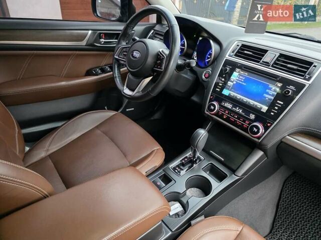 Черный Субару Аутбек, объемом двигателя 3.63 л и пробегом 134 тыс. км за 18900 $, фото 29 на Automoto.ua