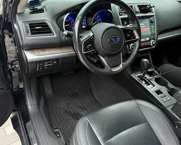 Чорний Субару Аутбек, об'ємом двигуна 2.5 л та пробігом 191 тис. км за 18000 $, фото 18 на Automoto.ua