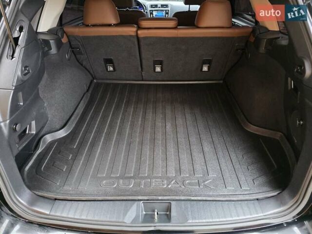 Черный Субару Аутбек, объемом двигателя 3.63 л и пробегом 134 тыс. км за 18900 $, фото 33 на Automoto.ua