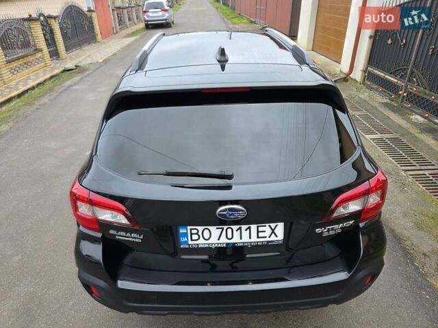 Черный Субару Аутбек, объемом двигателя 3.63 л и пробегом 134 тыс. км за 18900 $, фото 8 на Automoto.ua