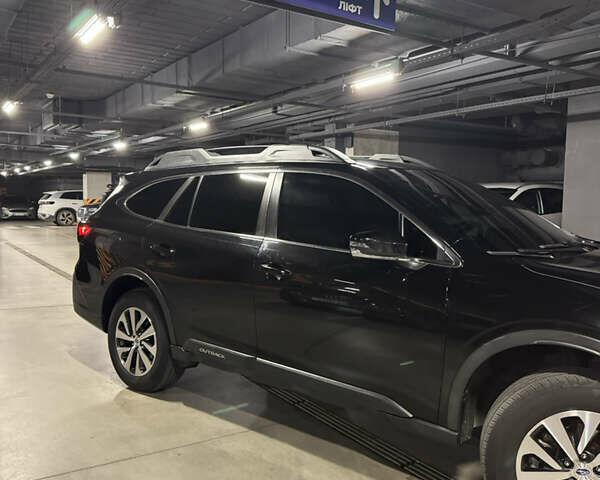 Черный Субару Аутбек, объемом двигателя 2.5 л и пробегом 98 тыс. км за 18000 $, фото 4 на Automoto.ua