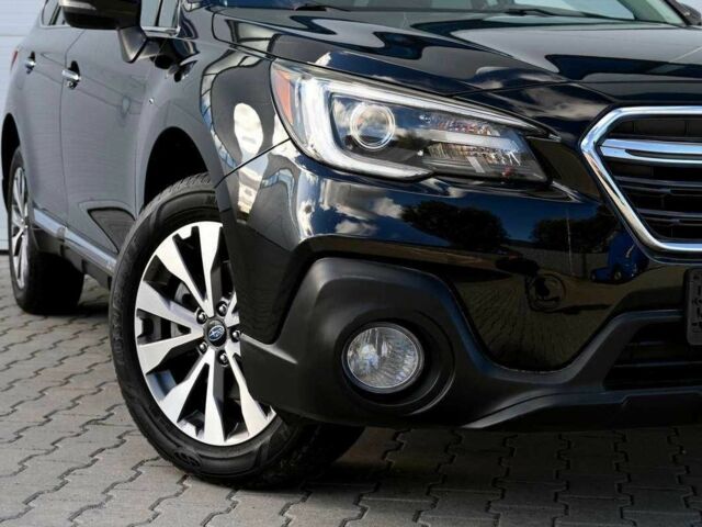 Черный Субару Аутбек, объемом двигателя 0 л и пробегом 69 тыс. км за 15400 $, фото 5 на Automoto.ua