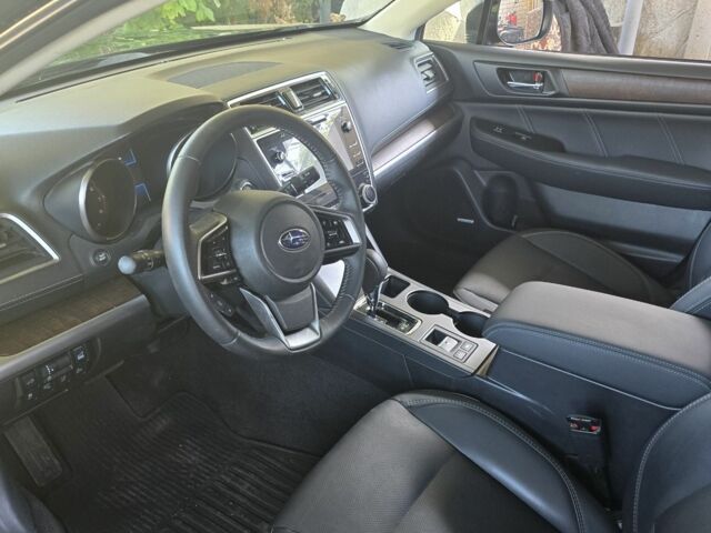 Черный Субару Аутбек, объемом двигателя 2 л и пробегом 31 тыс. км за 18999 $, фото 9 на Automoto.ua