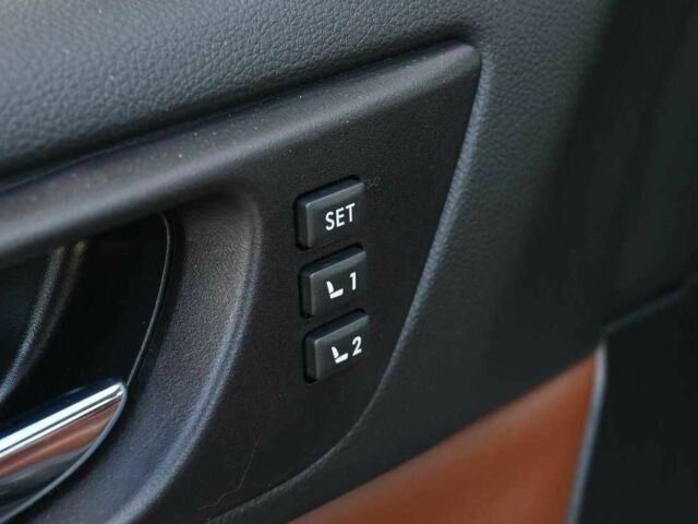 Черный Субару Аутбек, объемом двигателя 0 л и пробегом 69 тыс. км за 15400 $, фото 15 на Automoto.ua