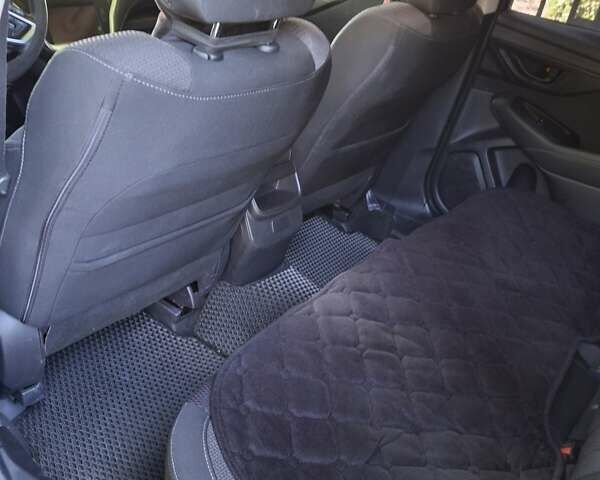 Чорний Субару Аутбек, об'ємом двигуна 2.5 л та пробігом 68 тис. км за 18000 $, фото 4 на Automoto.ua