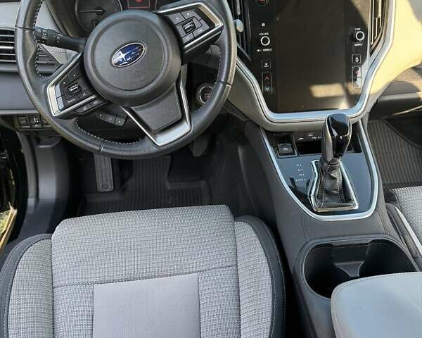 Черный Субару Аутбек, объемом двигателя 2.5 л и пробегом 89 тыс. км за 24000 $, фото 27 на Automoto.ua