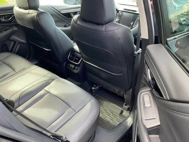 Чорний Субару Аутбек, об'ємом двигуна 0 л та пробігом 55 тис. км за 14300 $, фото 9 на Automoto.ua