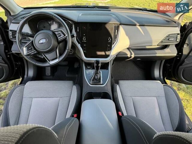 Черный Субару Аутбек, объемом двигателя 2.5 л и пробегом 89 тыс. км за 24000 $, фото 26 на Automoto.ua