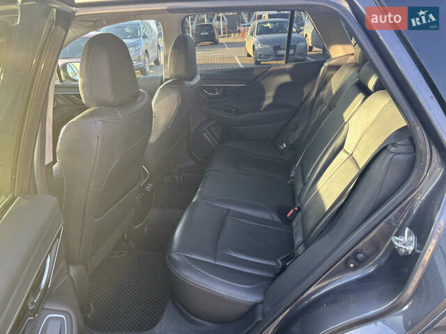 Черный Субару Аутбек, объемом двигателя 2.39 л и пробегом 77 тыс. км за 24500 $, фото 8 на Automoto.ua