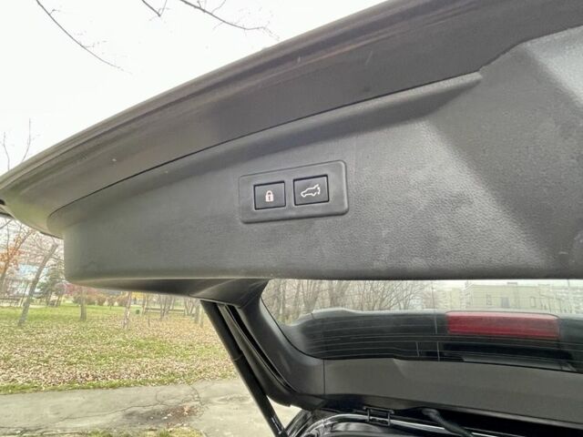 Черный Субару Аутбек, объемом двигателя 2.5 л и пробегом 75 тыс. км за 23500 $, фото 2 на Automoto.ua