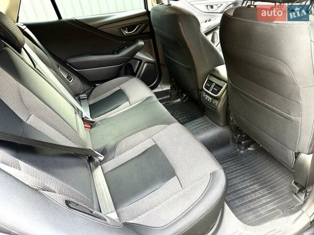 Субару Аутбек 2021 у Дніпро (Дніпропетровську) на Automoto.ua Чорний Субару Аутбек, об'ємом двигуна 2.5 л та пробігом 71 тис. км за 29500 $, фото 26 на Automoto.ua