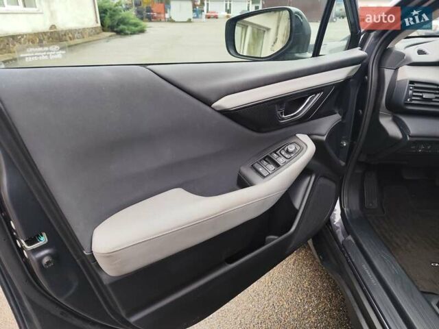 Черный Субару Аутбек, объемом двигателя 2.5 л и пробегом 22 тыс. км за 26500 $, фото 8 на Automoto.ua